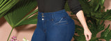 Style Guide for the Most Flattering Plus Size Jeans for Women