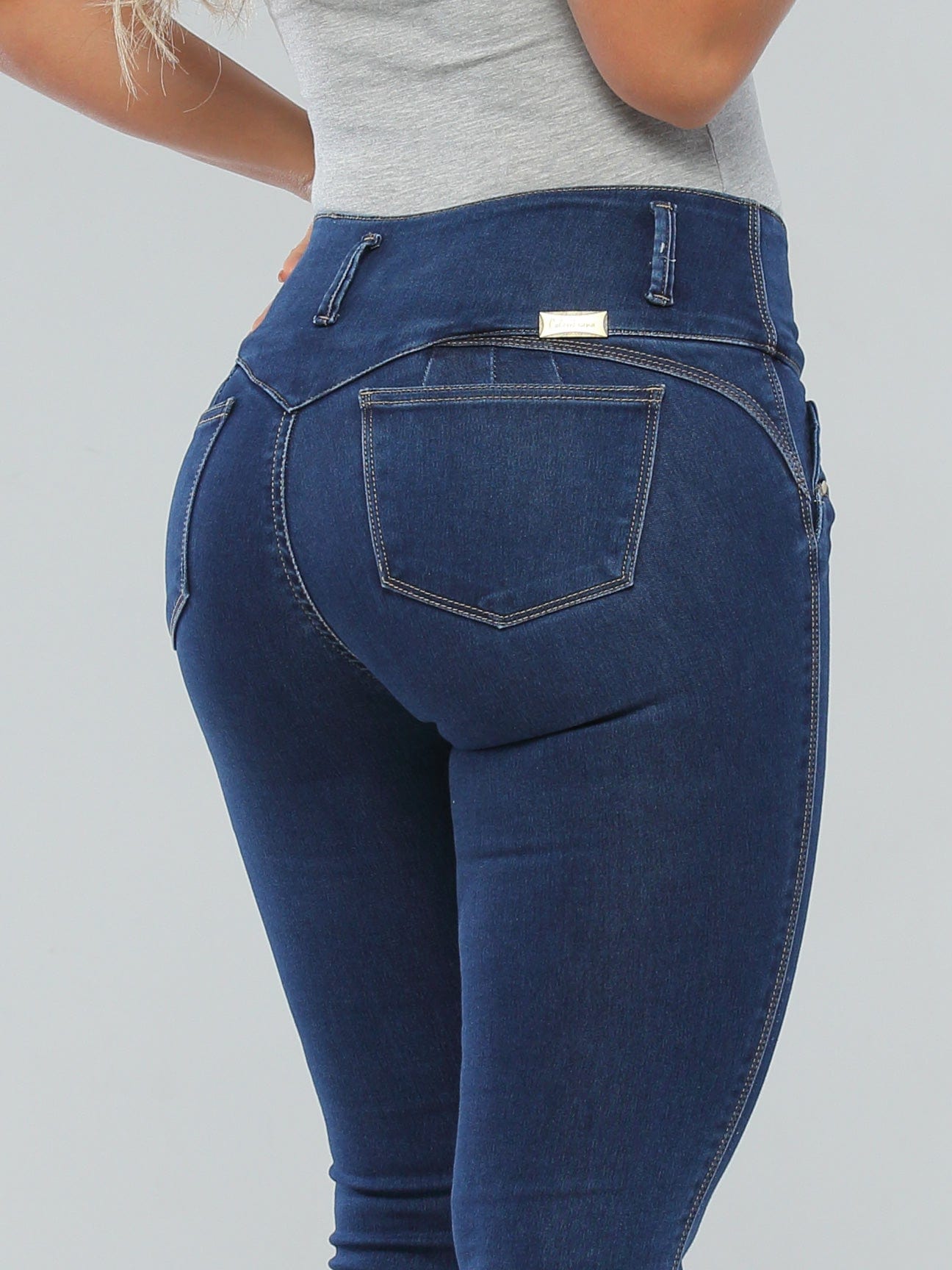 Macarena Butt Lift Jeans CB4007