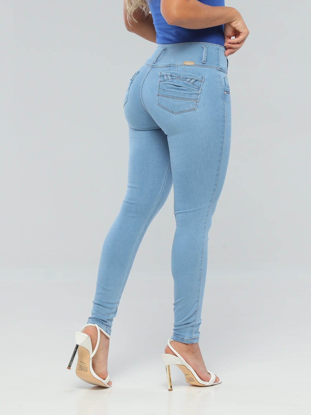 Amber Butt Lift Jeans CB4017