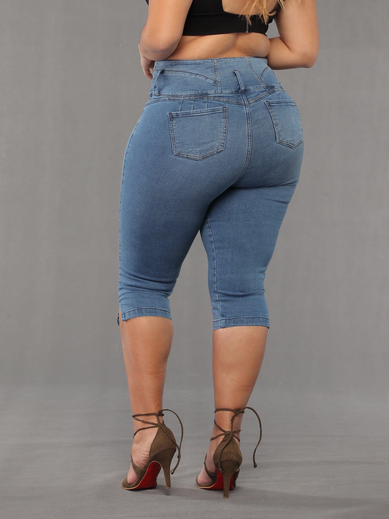 Sugar Butt Lift Jean Capri 14187